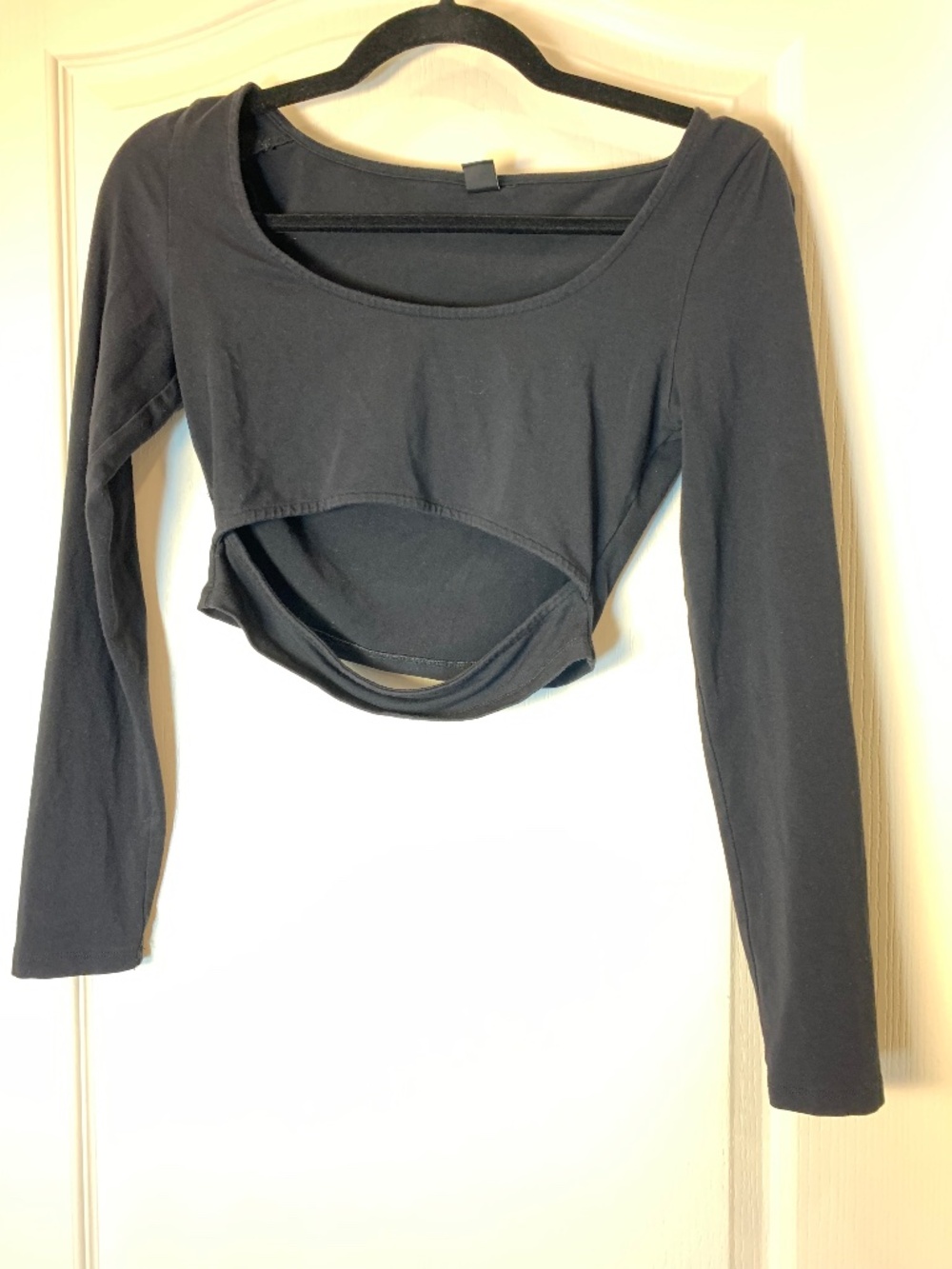 Icône‎ by Simons Black Cut-Out Crop Top Women’s Small Festival Party Streetwear
